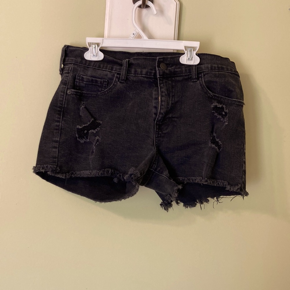 Old Navy Black Distressed Short Shorts